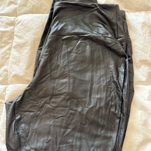 SHEIN Black Leggings with Smooth Glossy Finish